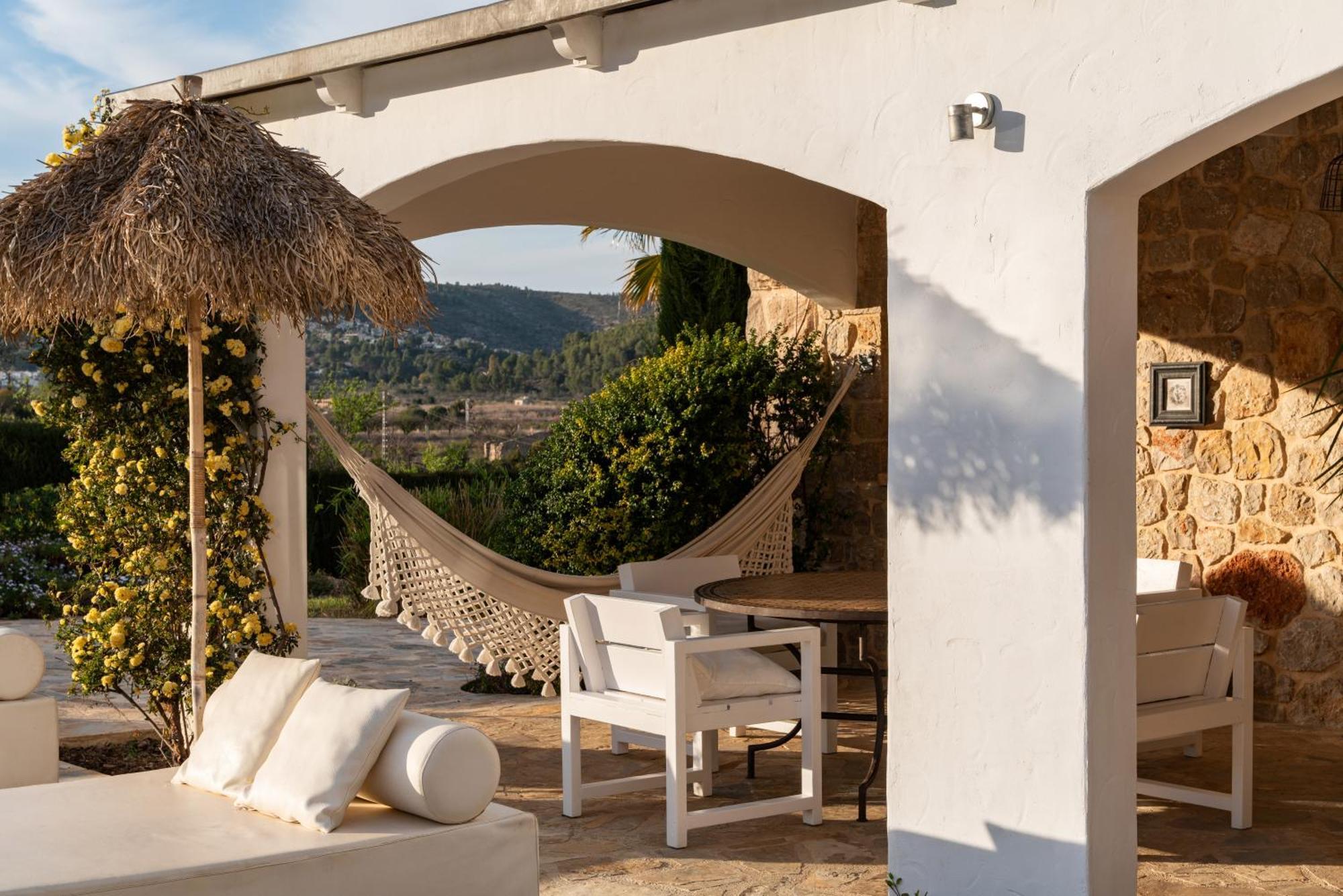 Cuatre Finques Guest House Jalon Exterior photo